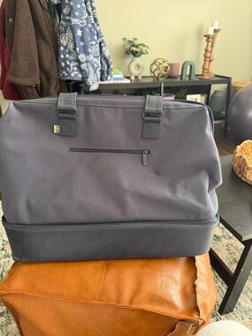Beis The Weekender in Navy
